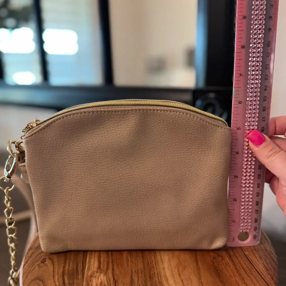 Charming Charlie Tan Crossbody Shoulder Bag  -  Versatile Everyday Purse - Picture 9 of 9